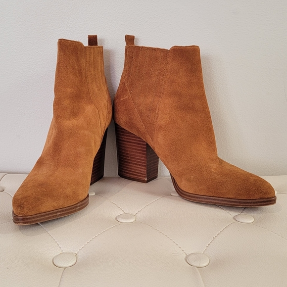 Marc Fisher Alva Pointy Toe Block Heel Suede Leather Boots Size 10M - Picture 2 of 13